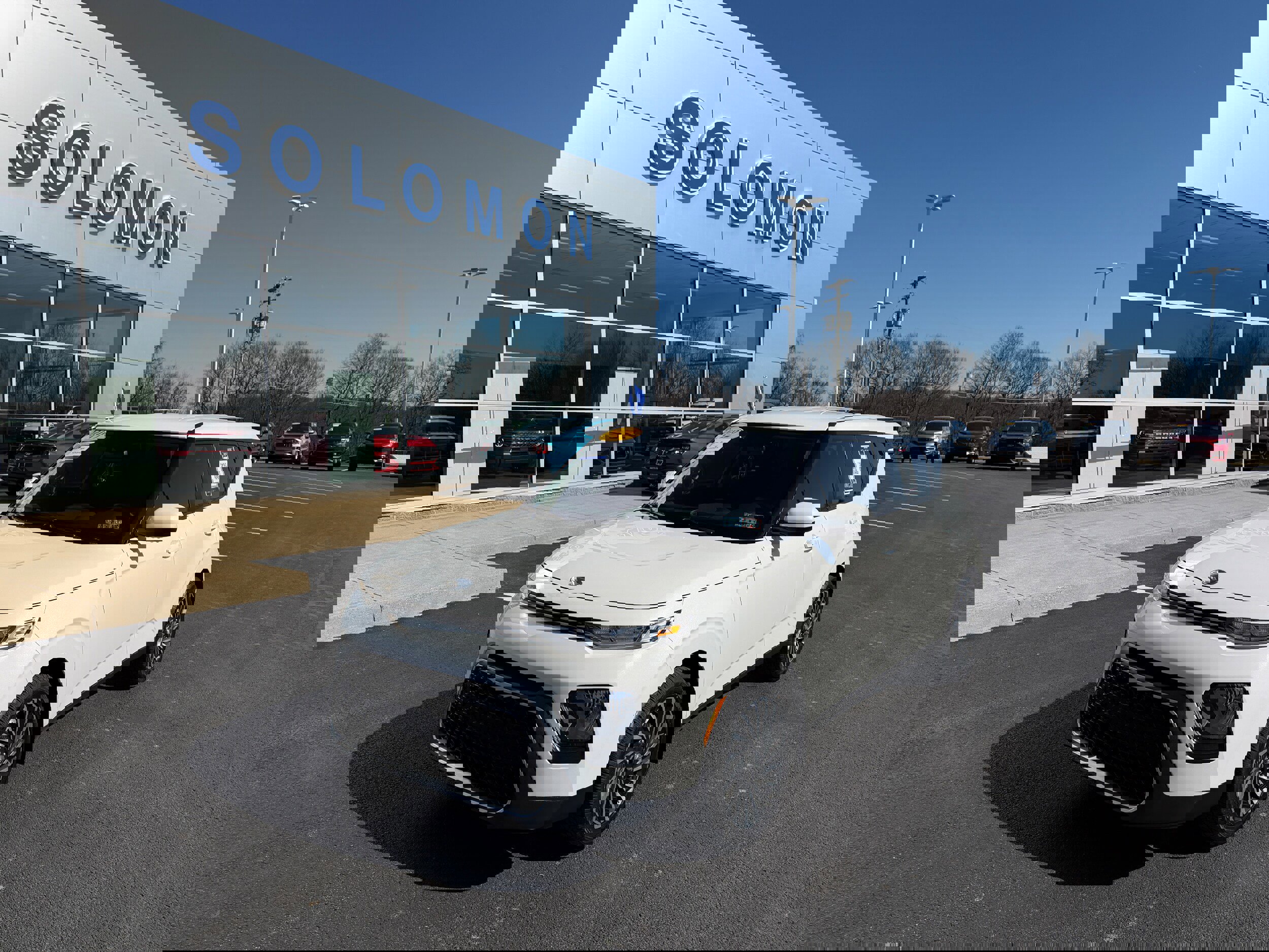 Used 2020 Kia Soul LX image 8