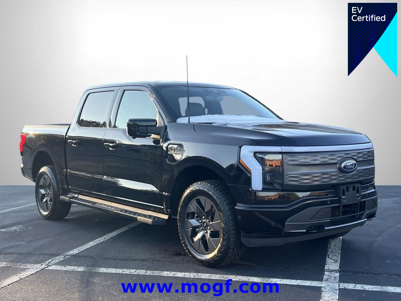 Certified 2022 Ford F150 Lightning Lariat image 1