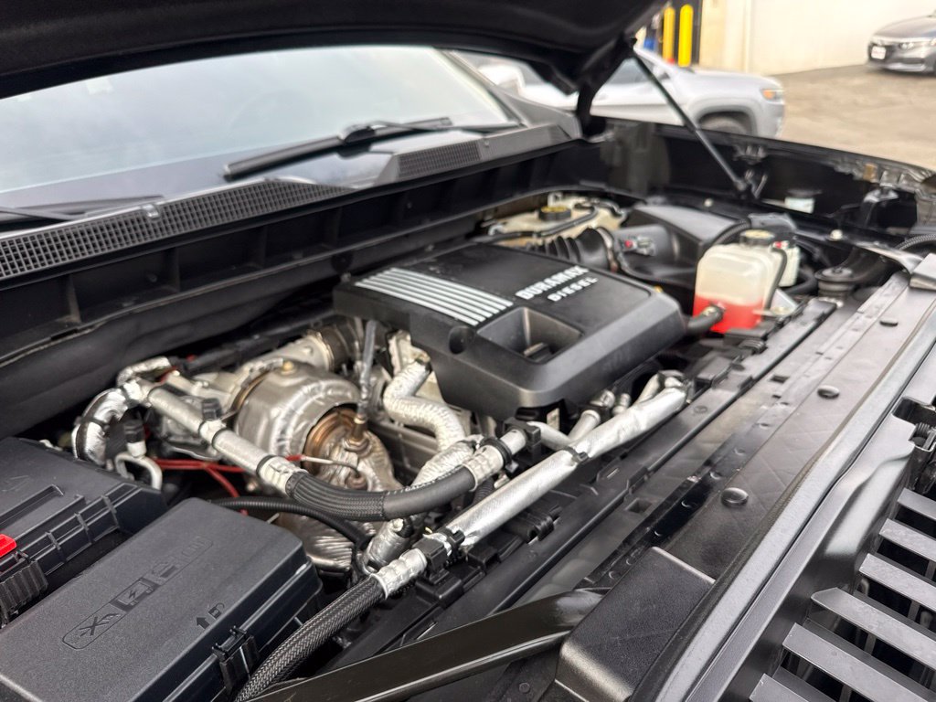 Used 2023 Chevrolet Silverado 1500 LTZ w/ LTZ Premium Package AWD/4WD image 57