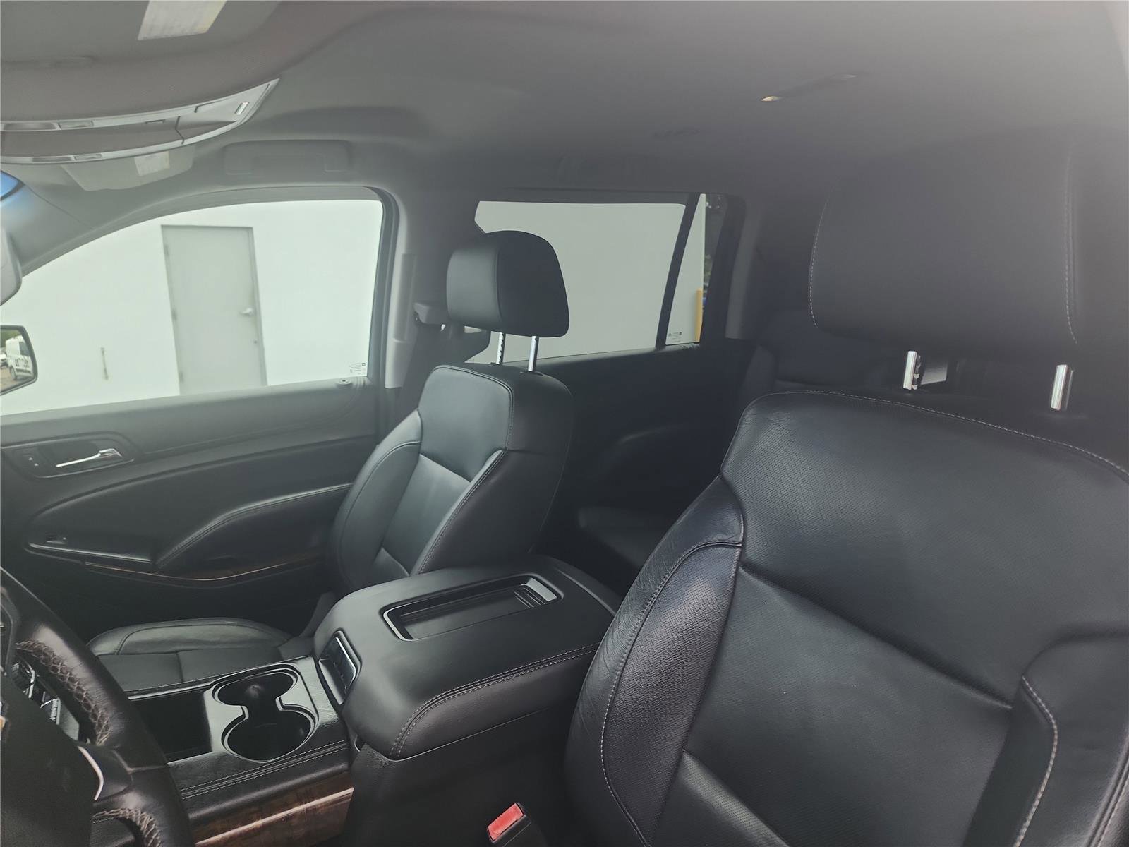 Used 2017 Chevrolet Suburban LS w/ All-Season Package RWD image 18