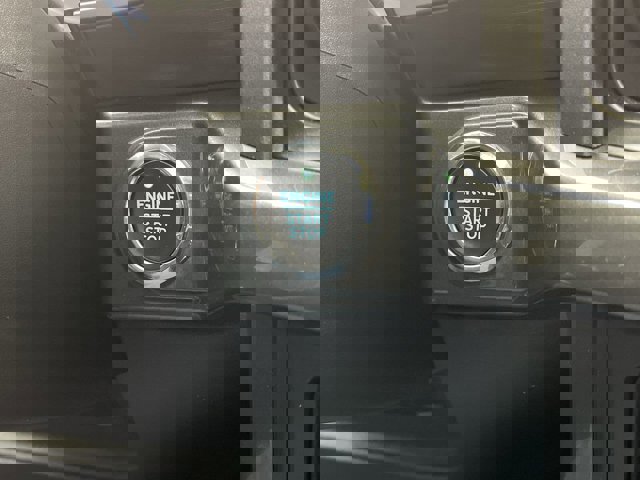 Certified 2022 Ford F150 XLT w/ Equipment Group 302A High image 22