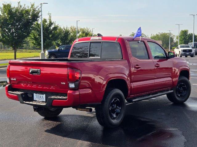Used 2020 Toyota Tacoma SR AWD/4WD image 11