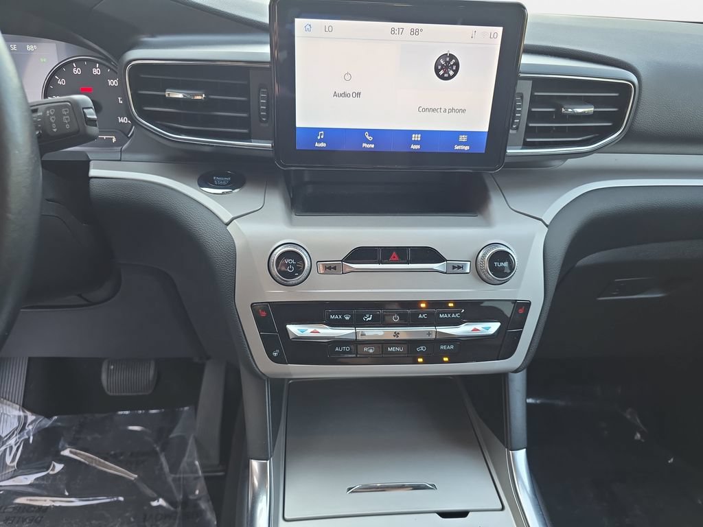 Certified 2023 Ford Explorer XLT w/ Equipment Group 202A AWD/4WD image 18