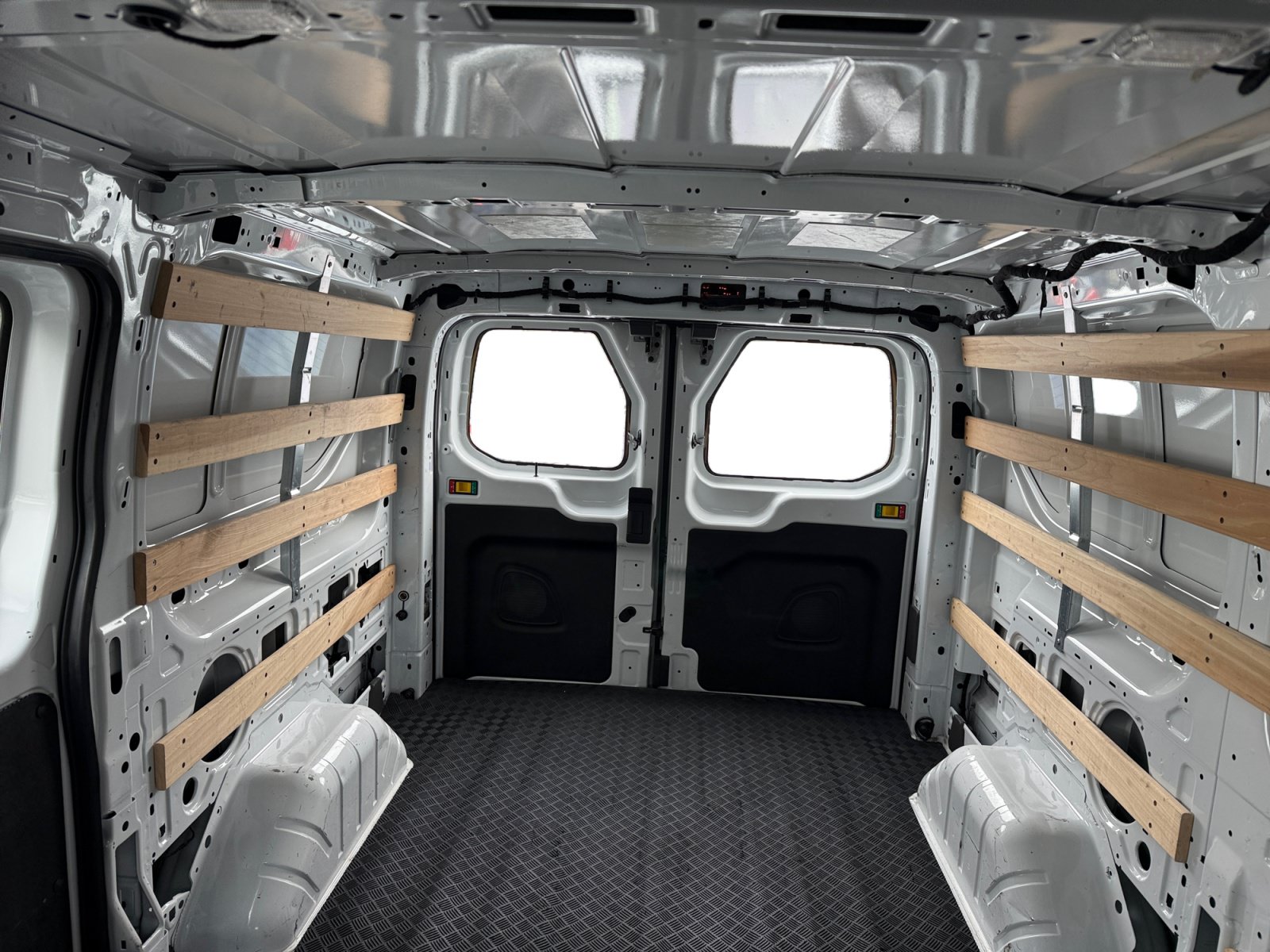 Certified 2025 Ford Transit 250 Low Roof w/ Exterior Upgrade Package RWD image 16
