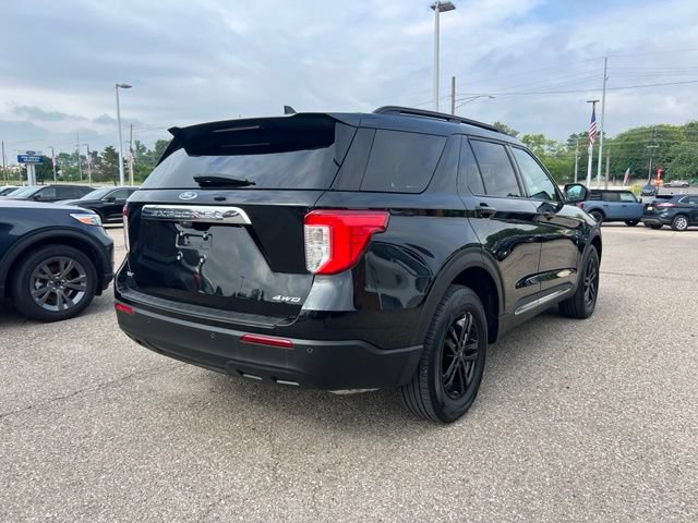 Certified 2024 Ford Explorer XLT AWD/4WD image 4