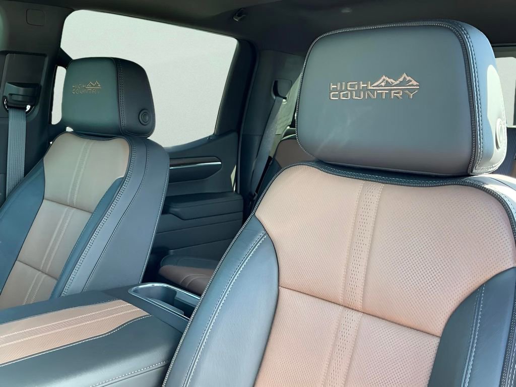 Used 2024 Chevrolet Silverado 1500 High Country image 33
