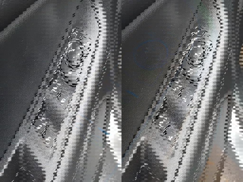 Certified 2022 Ford Edge SEL w/ Convenience Package image 10