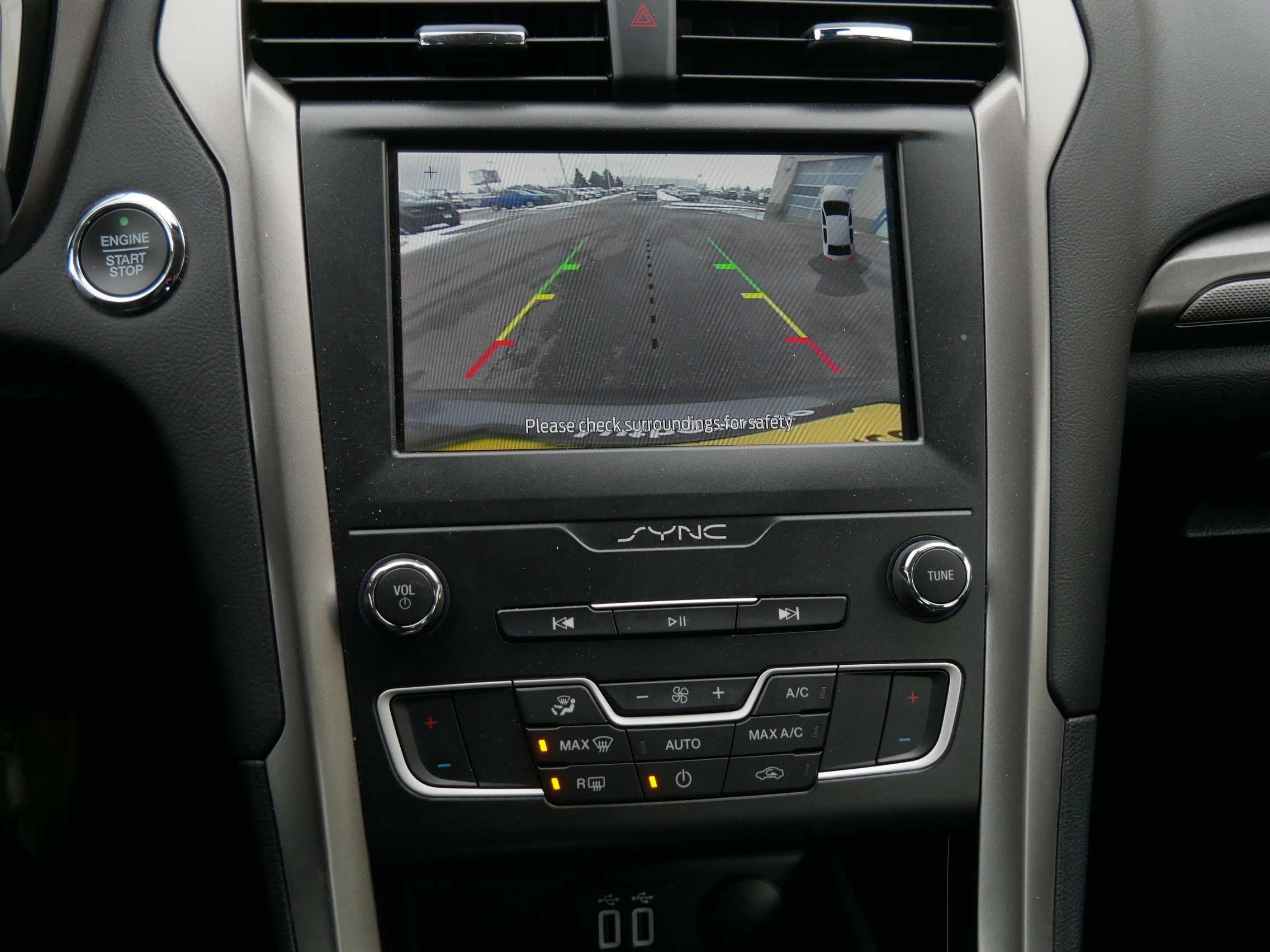 Certified 2020 Ford Fusion SE image 31