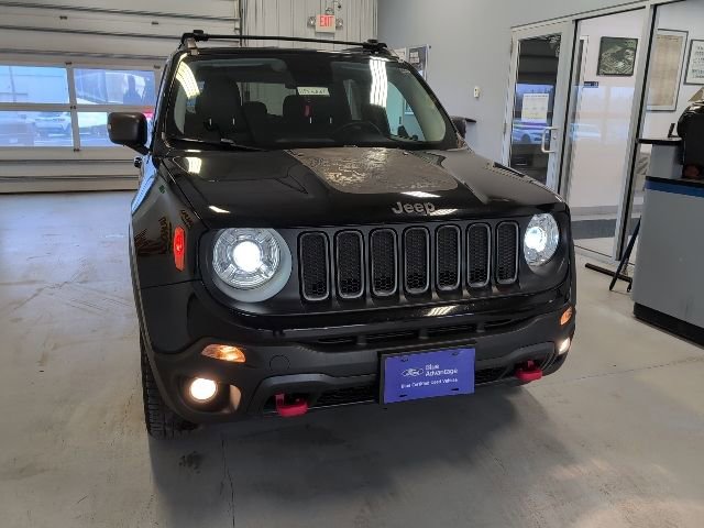 Used 2017 Jeep Renegade Trailhawk image 37