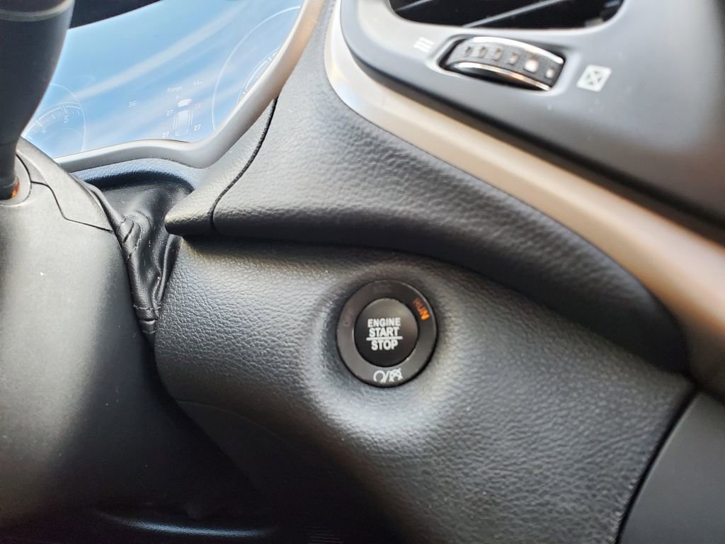 Used 2016 Jeep Cherokee Limited image 27