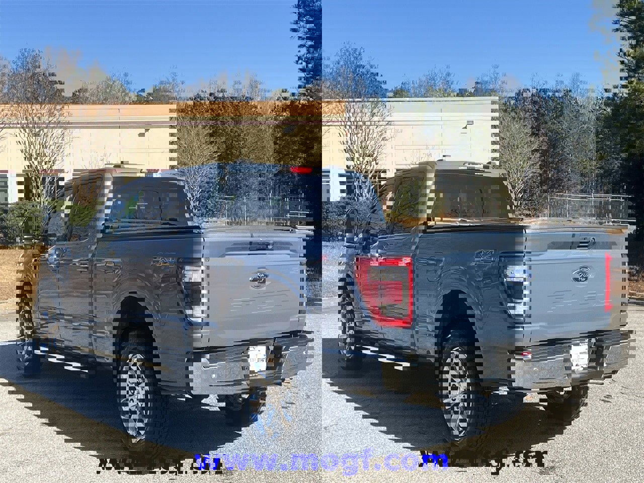 Certified 2023 Ford F150 Lariat w/ Equipment Group 502A High image 32