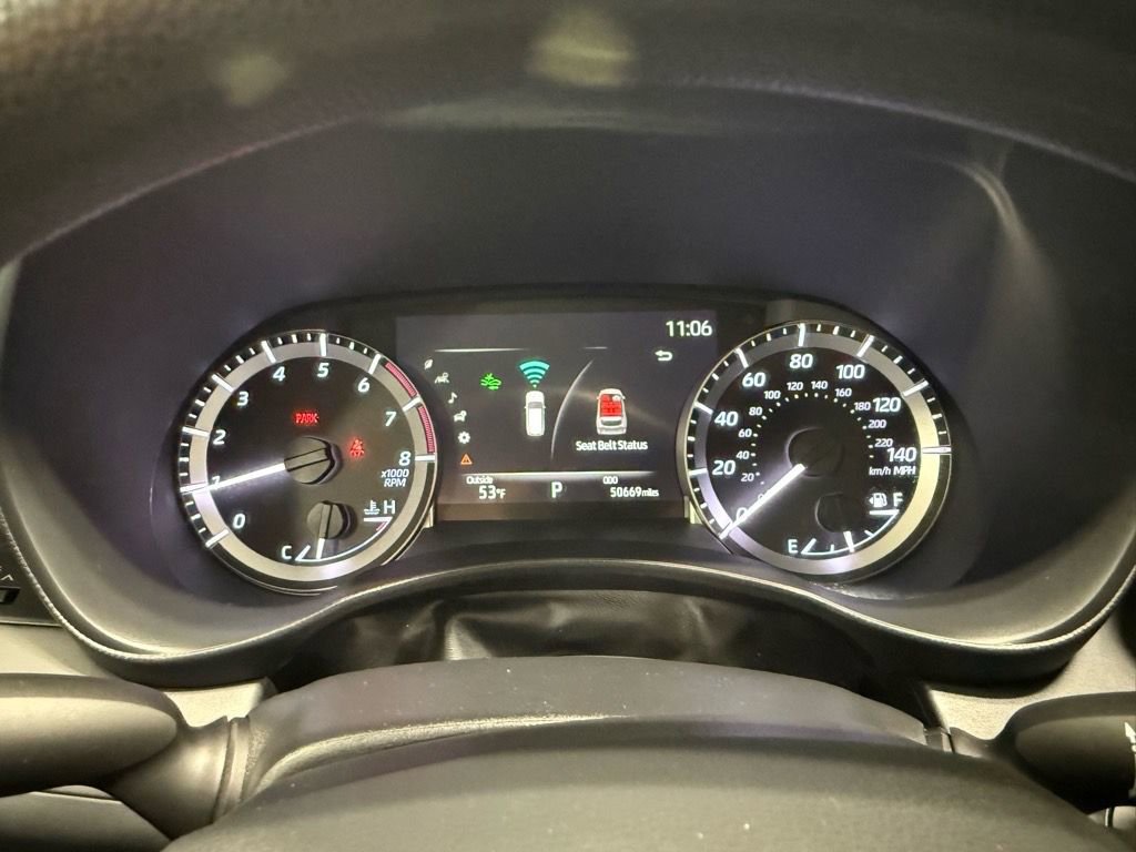 Used 2023 Toyota Highlander L image 20