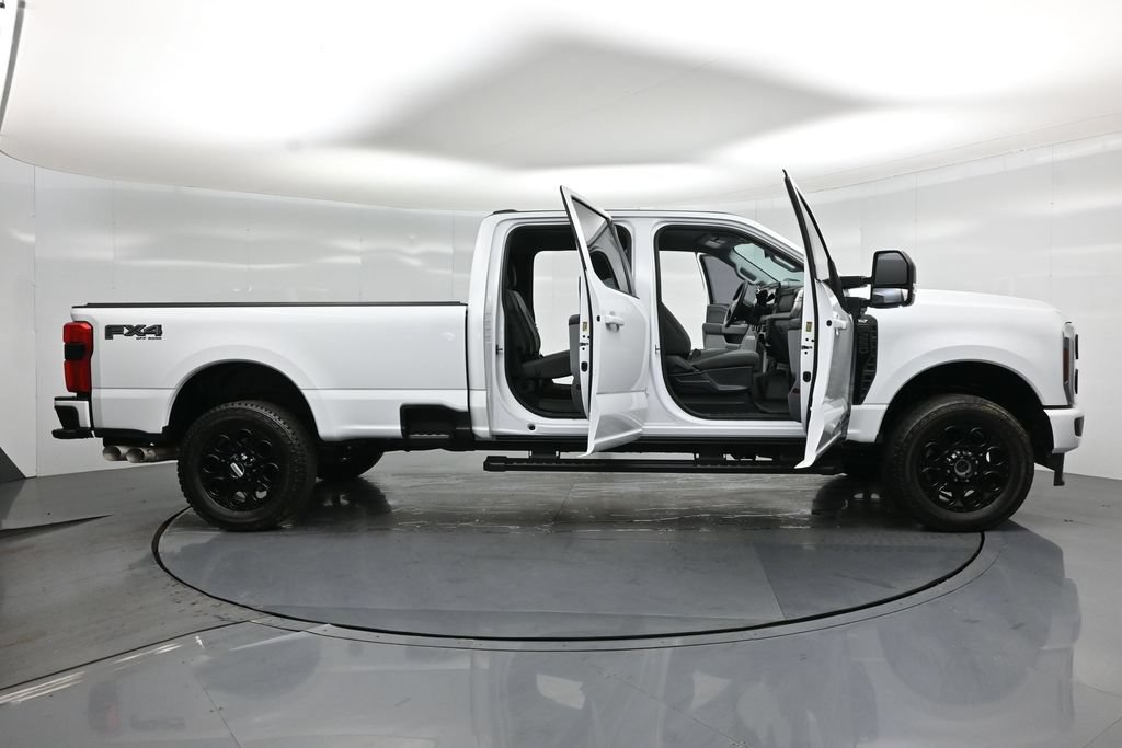 Certified 2024 Ford F250 XLT w/ Black Appearance Package AWD/4WD image 5