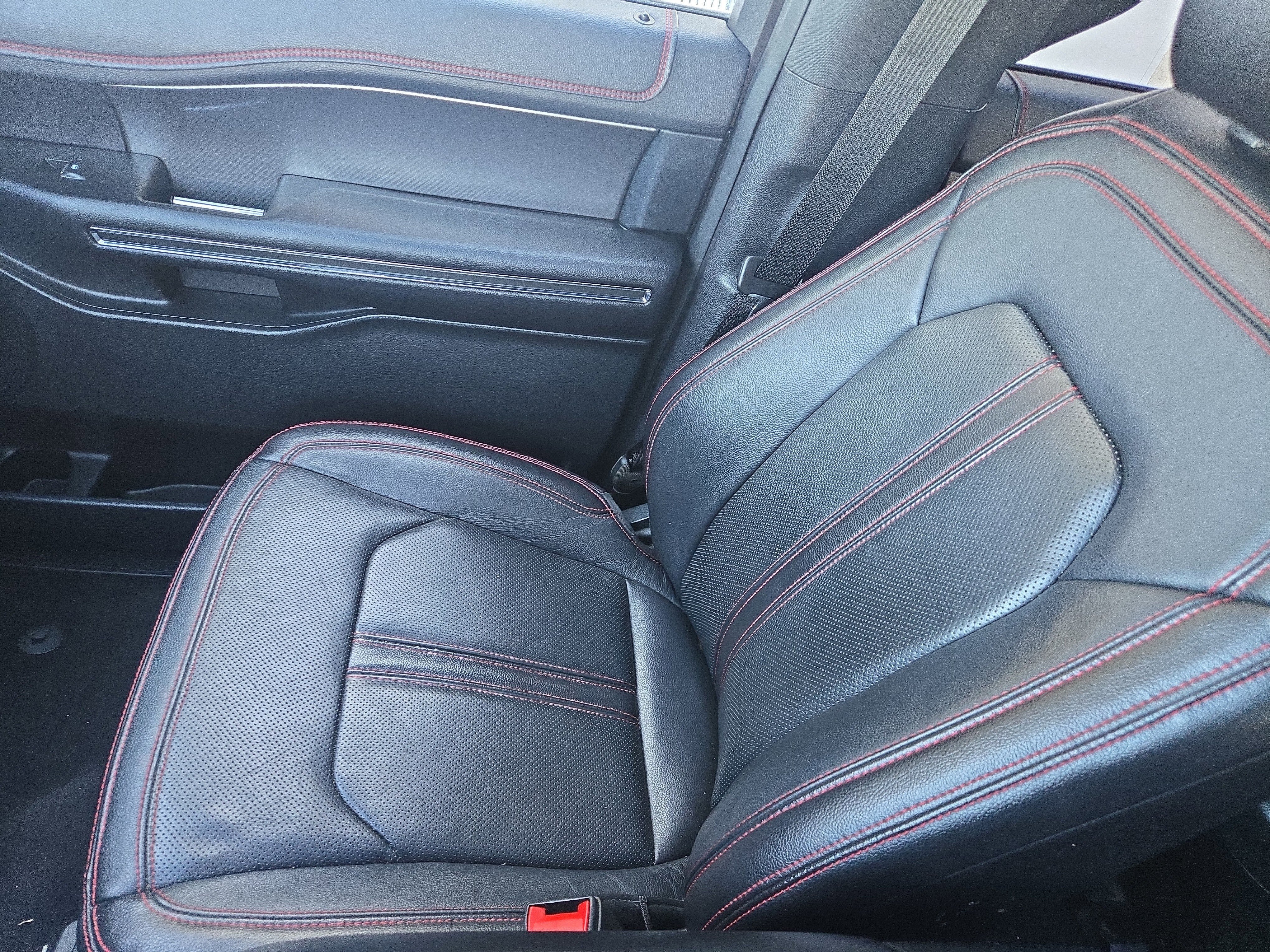 Certified 2020 Ford Expedition Max Limited w/ Equipment Group 303A image 10