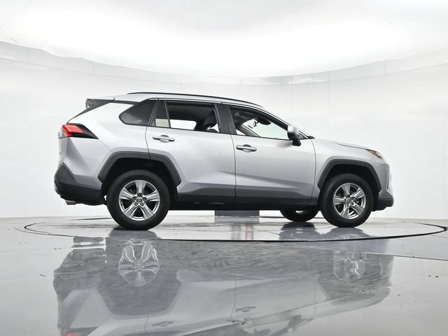 Used 2024 Toyota RAV4 XLE FWD image 34