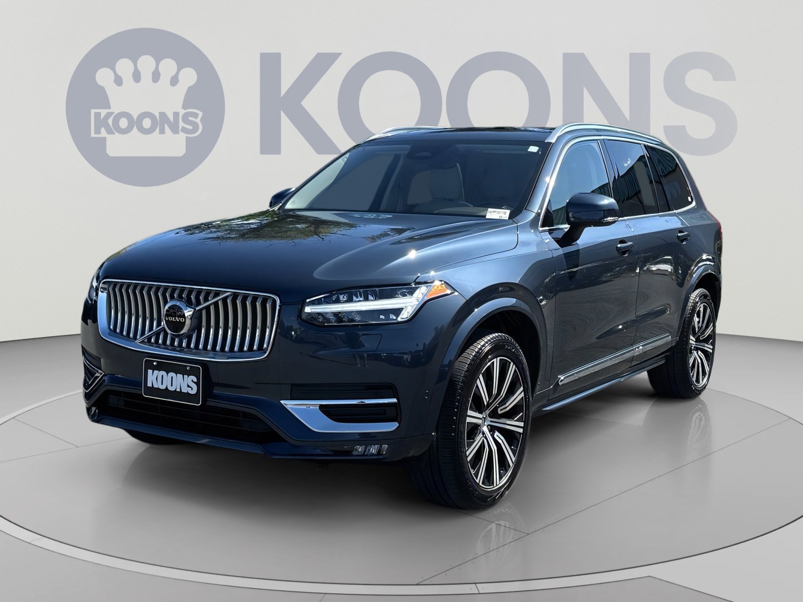Used 2023 Volvo XC90 B6 Plus w/ Protection Package AWD/4WD image 5