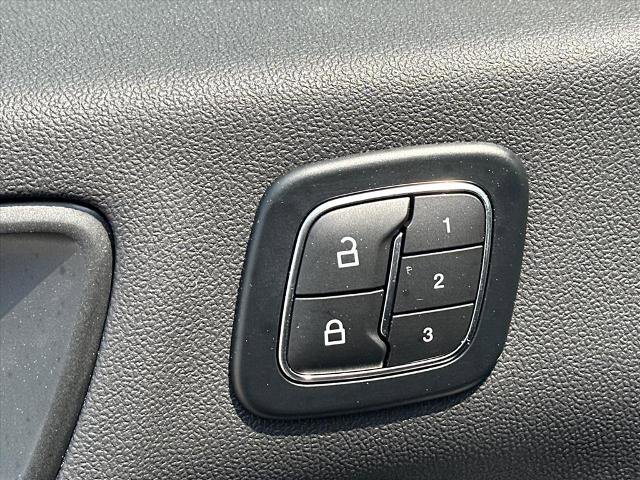 Certified 2025 Ford Escape Active w/ Active Premium Tech Pack FWD image 17