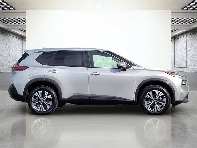 Used 2023 Nissan Rogue SV AWD/4WD image 4