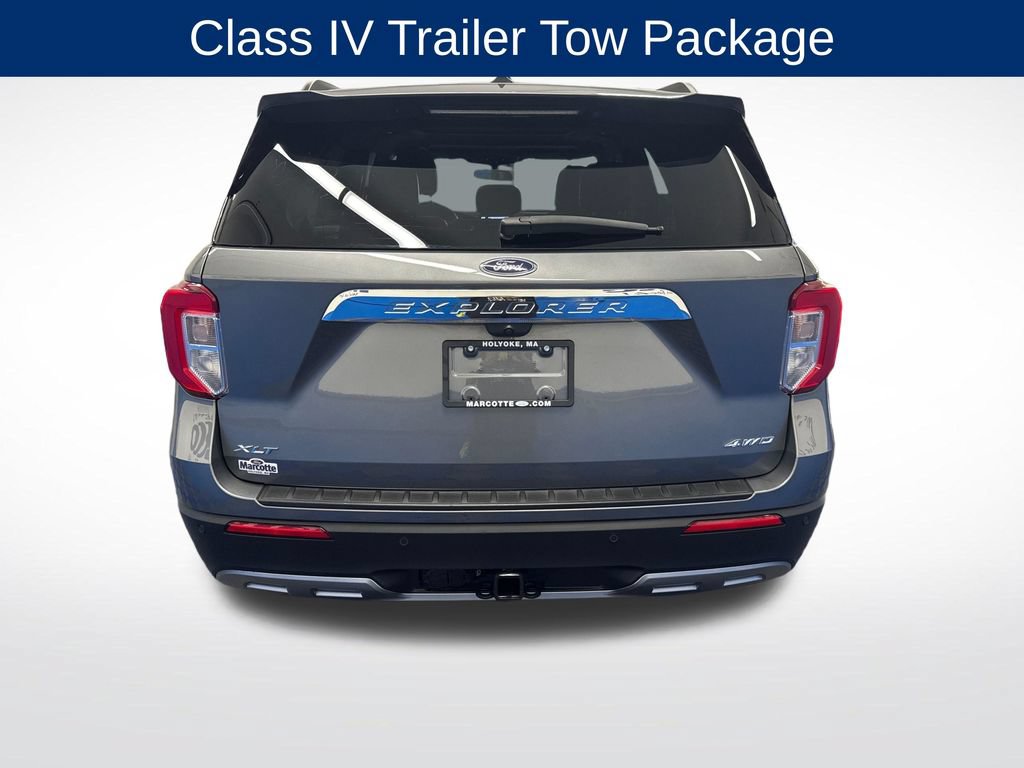 Certified 2023 Ford Explorer XLT w/ Equipment Group 202A AWD/4WD image 4