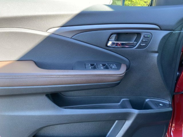 Used 2025 Honda Ridgeline RTL image 16