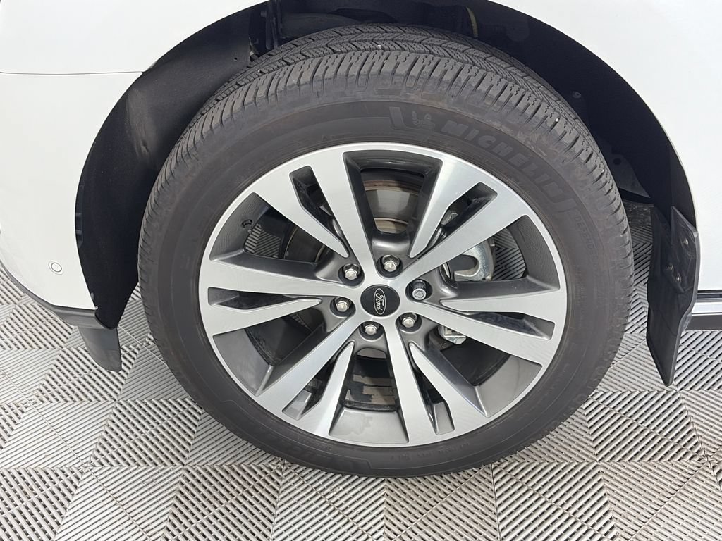 Certified 2020 Ford Expedition Max Limited w/ Equipment Group 302A AWD/4WD image 8