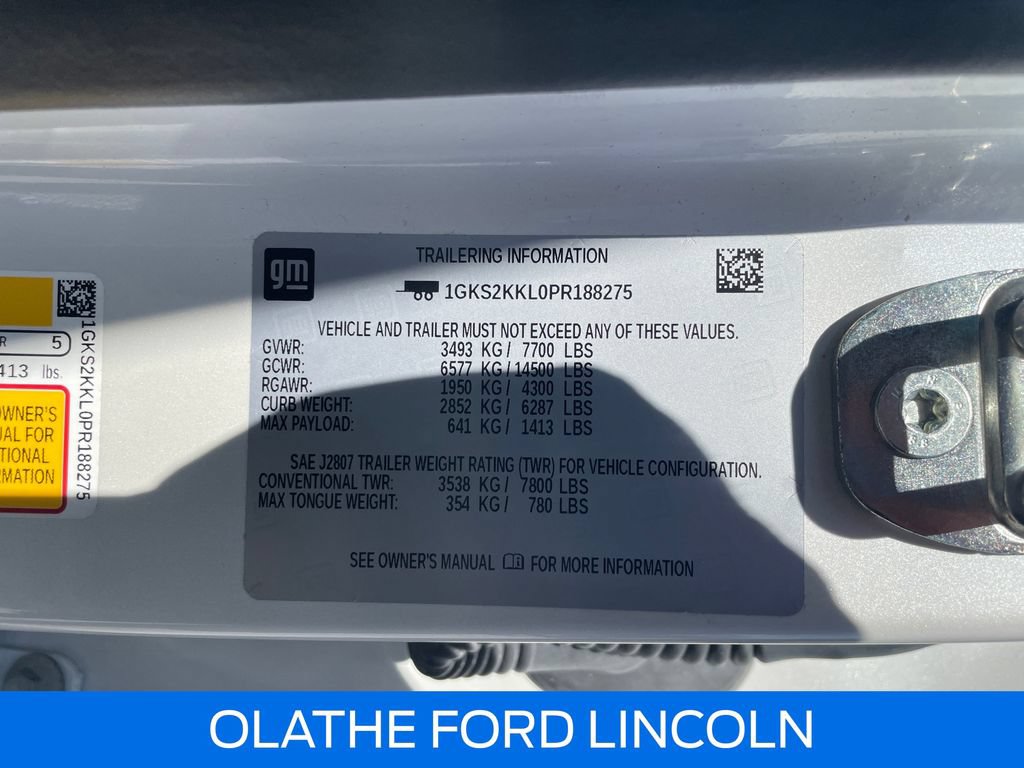 Used 2023 GMC Yukon XL Denali Ultimate AWD/4WD image 16