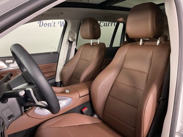 Used 2025 Mercedes-Benz GLS 450 4MATIC image 14