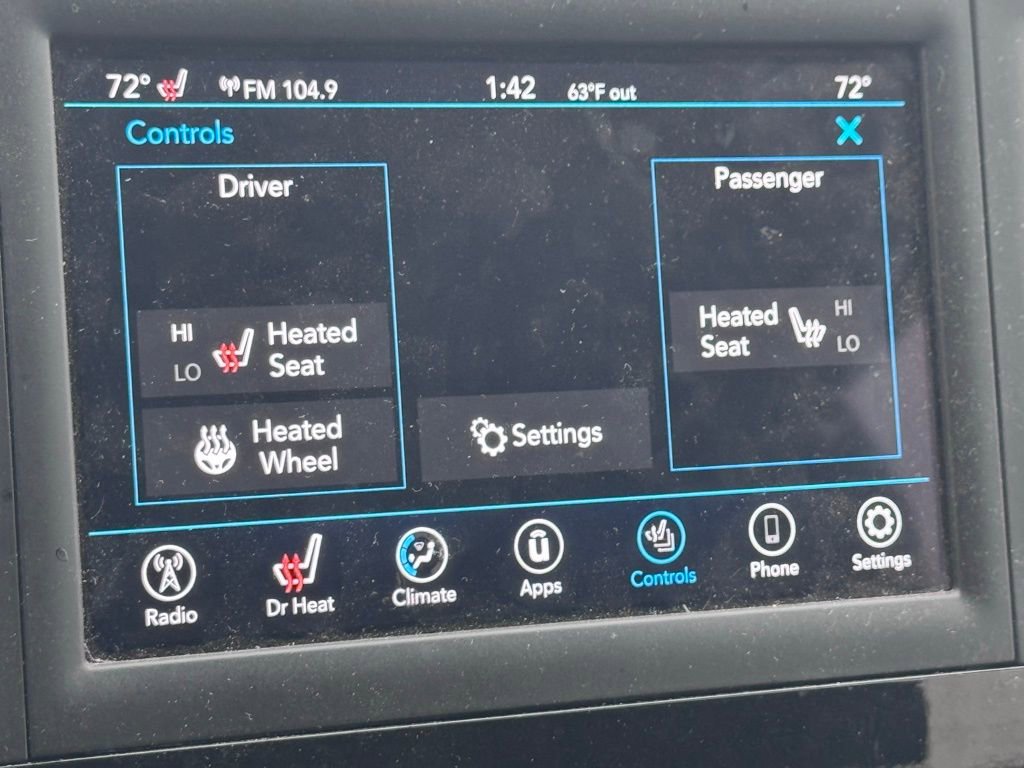 Used 2020 Chrysler Pacifica Touring-L image 15