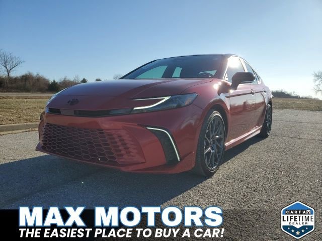 Used 2025 Toyota Camry XSE image 9