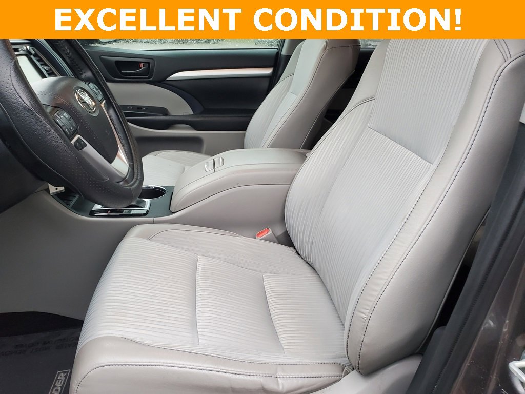 Used 2019 Toyota Highlander Plus image 11