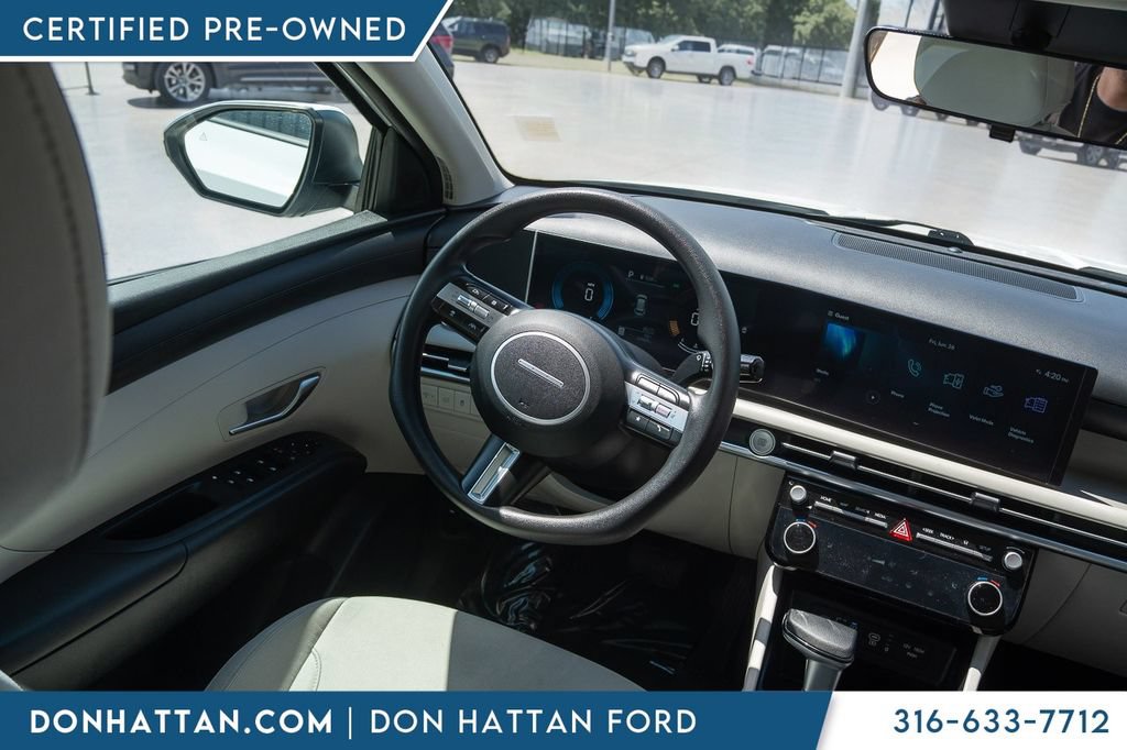 Used 2025 Hyundai Tucson SEL FWD image 14