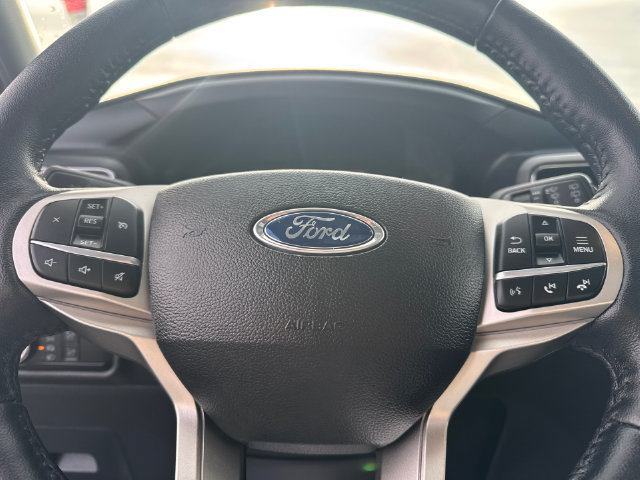 Certified 2024 Ford Explorer XLT w/ Equipment Group 202A AWD/4WD image 18