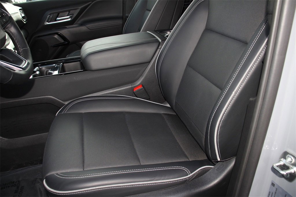 Used 2025 Chevrolet Silverado EV LT image 20