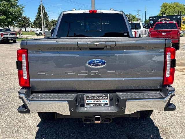 Certified 2025 Ford F350 Lariat w/ Lariat Ultimate Package AWD/4WD image 4