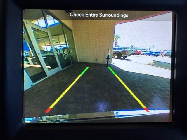 Used 2018 Chrysler 300 Touring RWD image 19