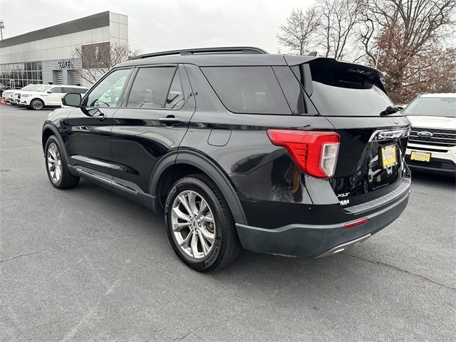 Certified 2022 Ford Explorer XLT w/ Equipment Group 202A image 7