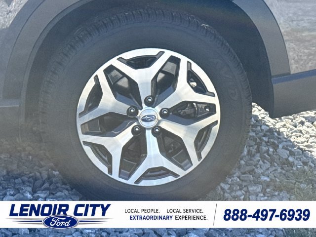 Used 2024 Subaru Forester Premium AWD/4WD image 7