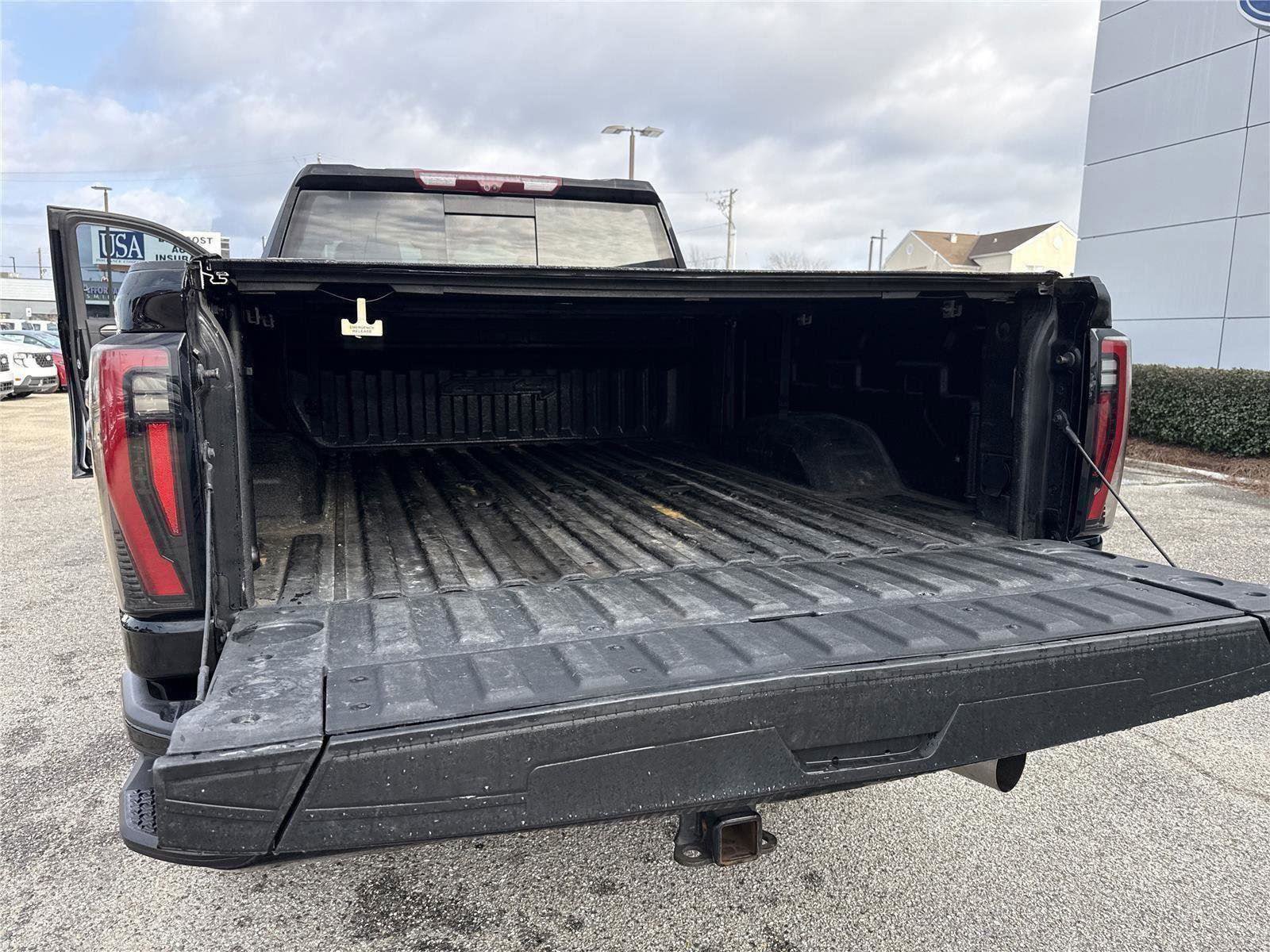 Used 2024 GMC Sierra 2500 AT4 w/ AT4 Premium Plus Package image 29