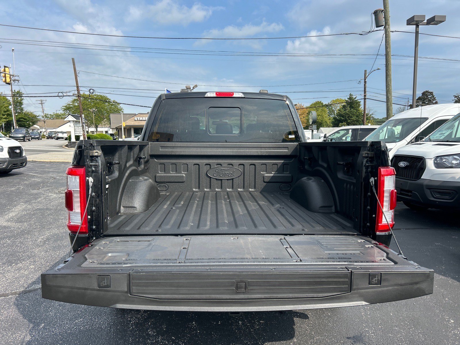 Certified 2023 Ford F150 Lariat w/ Equipment Group 502A High AWD/4WD image 16