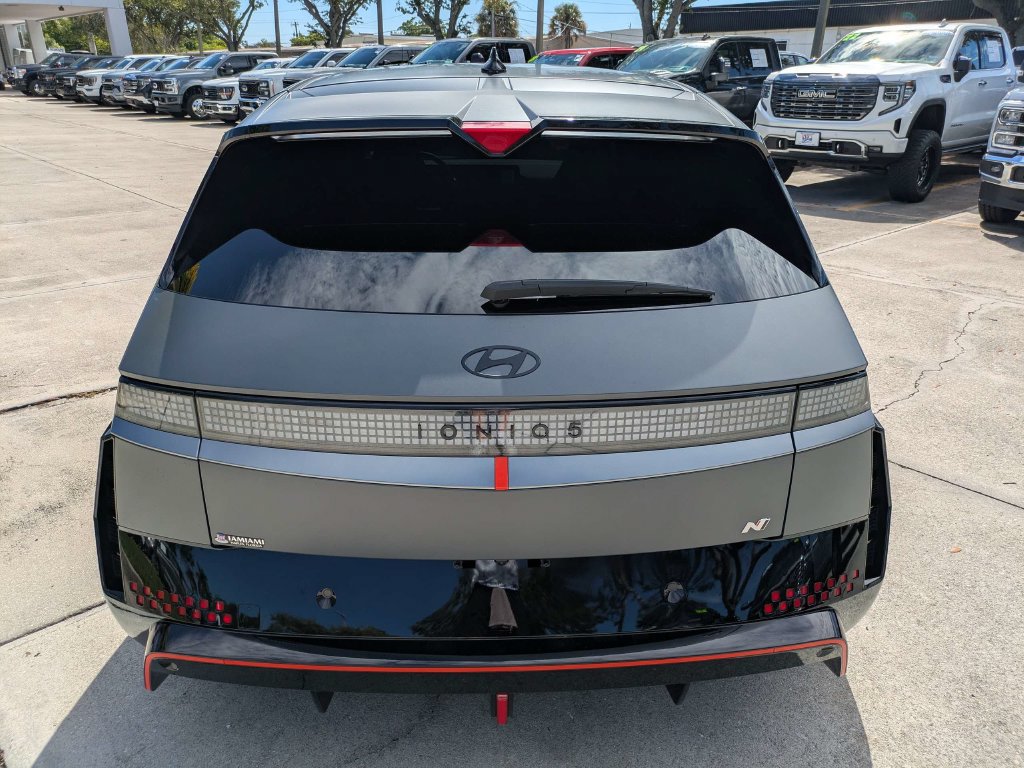 Used 2025 Hyundai Ioniq 5 N AWD/4WD image 5