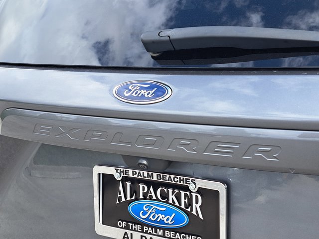 Certified 2023 Ford Explorer XLT w/ Equipment Group 202A image 10