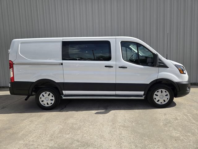 Certified 2025 Ford Transit 250 Low Roof w/ Exterior Upgrade Package RWD image 5