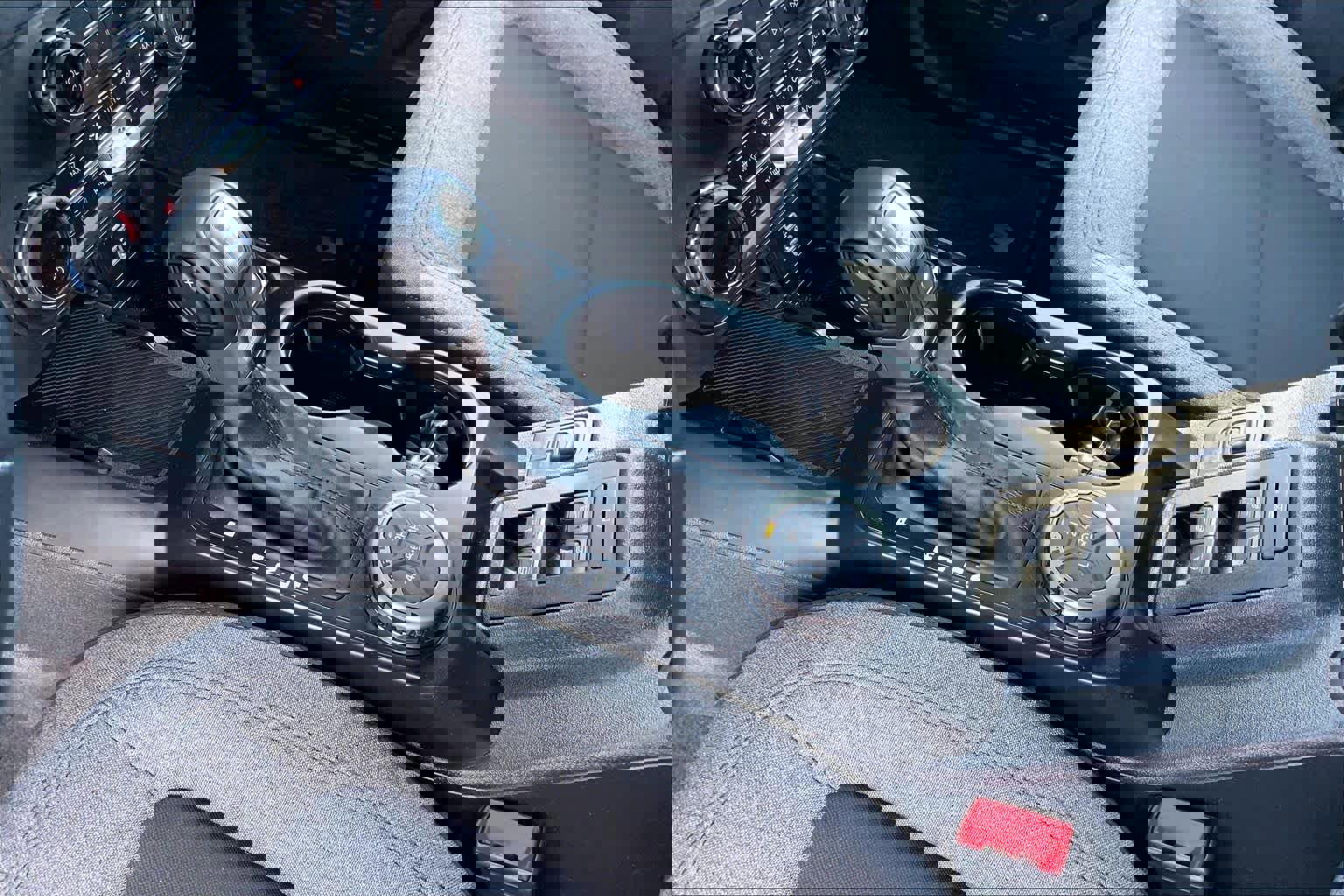 Certified 2025 Ford Bronco Big Bend image 18