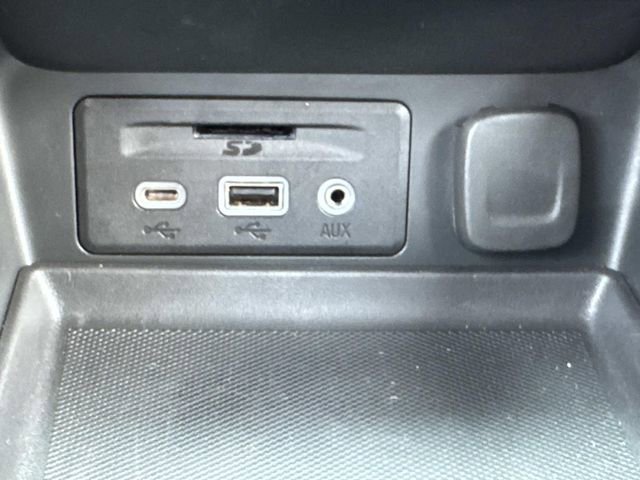 Used 2021 GMC Terrain SLT FWD image 25