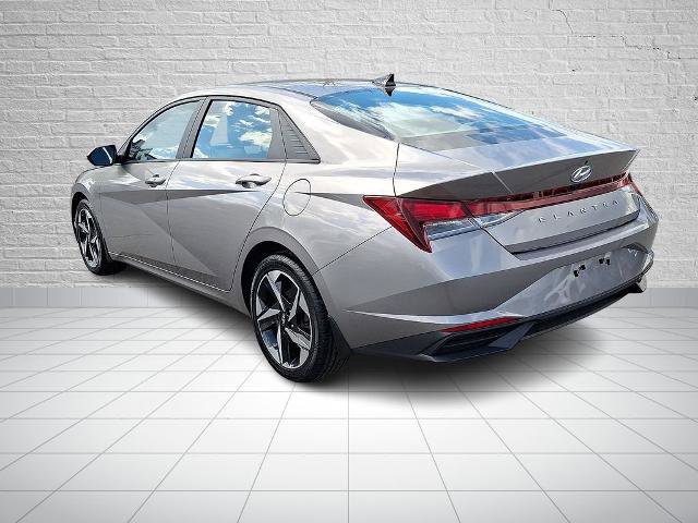 Used 2023 Hyundai Elantra SEL w/ Convenience Package FWD image 6