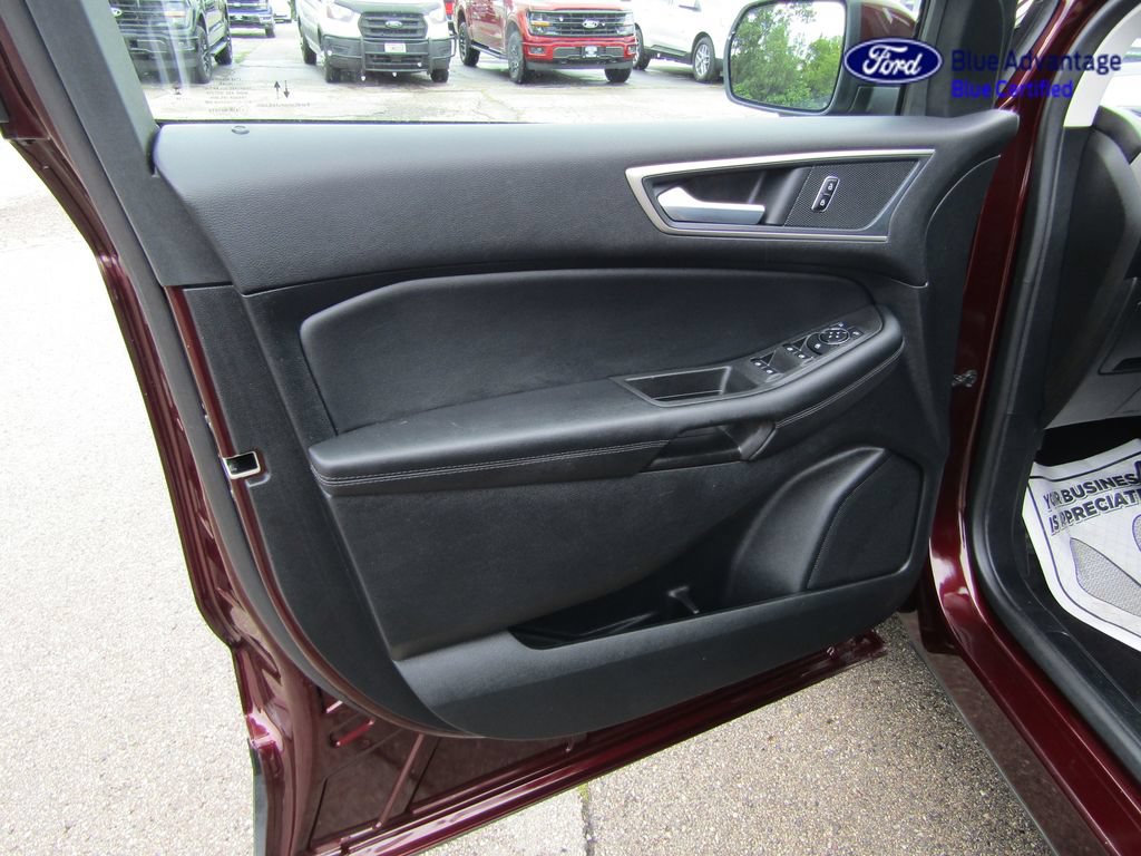 Certified 2024 Ford Edge SEL w/ Convenience Package AWD/4WD image 33
