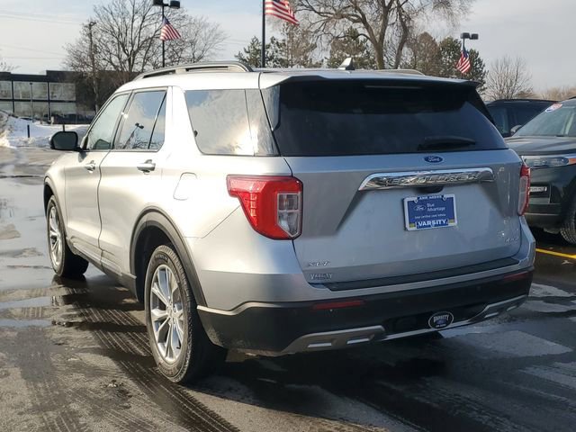 Certified 2023 Ford Explorer XLT w/ Equipment Group 202A image 3