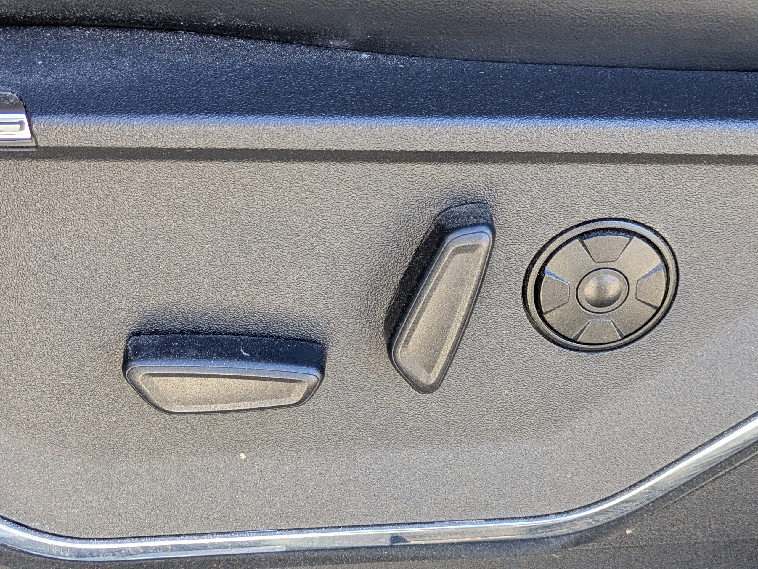 Certified 2024 Ford F250 Platinum image 19