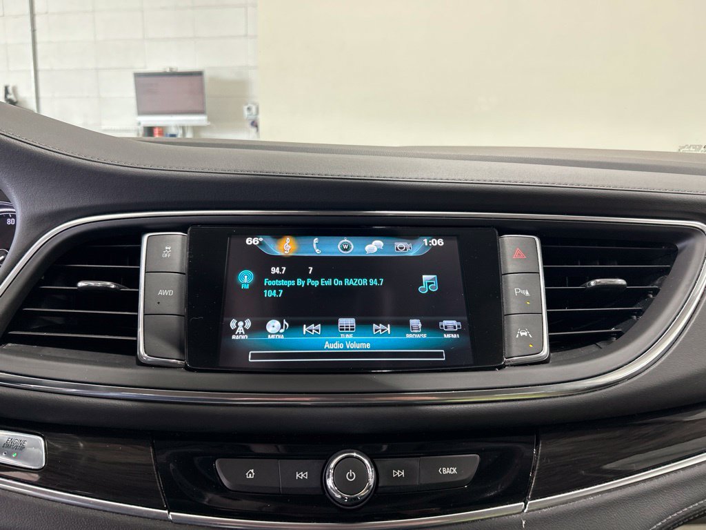 Used 2019 Buick Enclave Premium AWD/4WD image 22