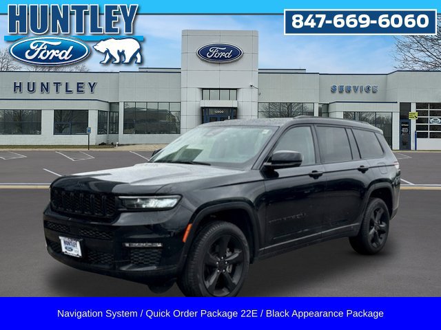 Used 2023 Jeep Grand Cherokee L Limited w/ Black Appearance Package AWD/4WD image 1